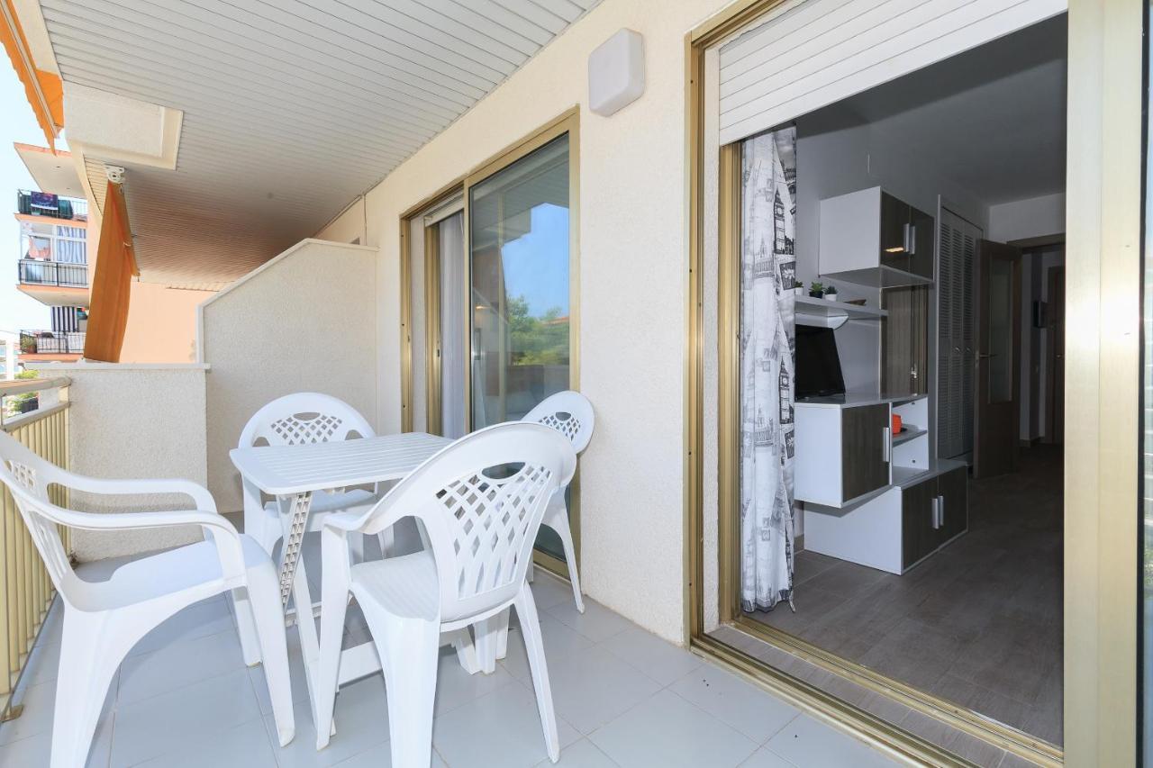 Uhc Pino Alto Apartments サロウ エクステリア 写真