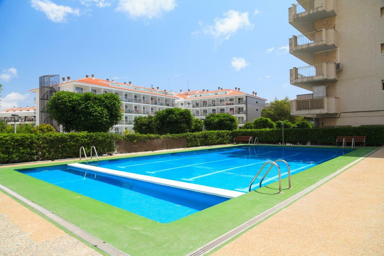 Uhc Pino Alto Apartments サロウ エクステリア 写真
